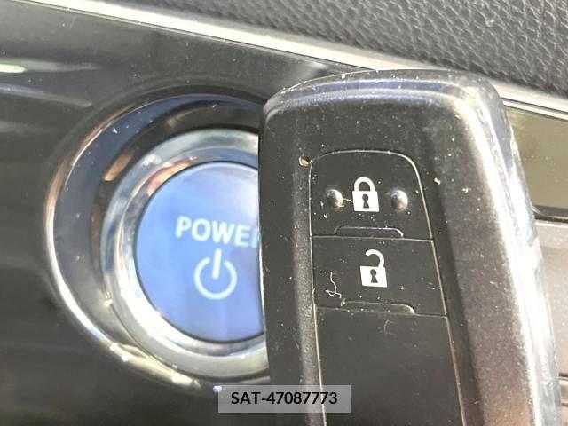 Toyota PRIUS 2019-03 231762-7