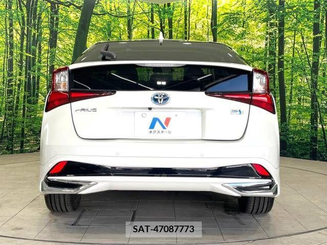 Toyota PRIUS 2019-03 231762-15