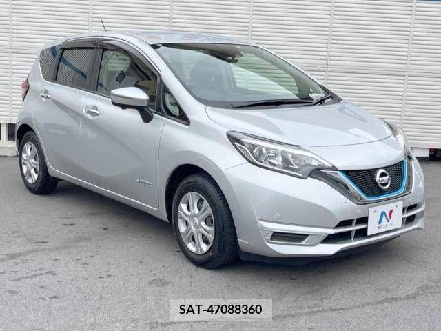 Nissan NOTE 2017-04 255728-16