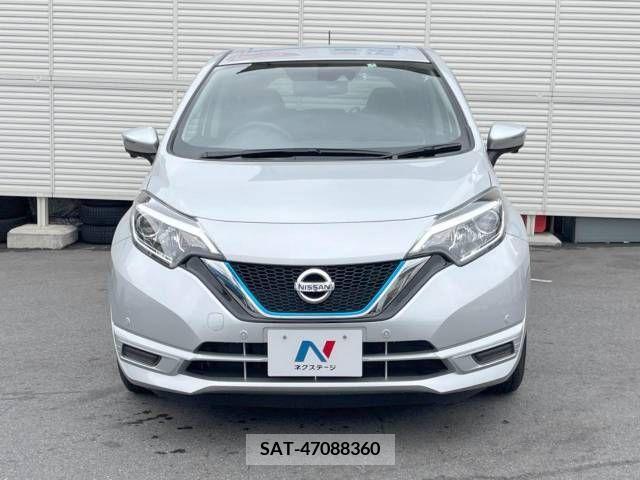 Nissan NOTE 2017-04 255728-14