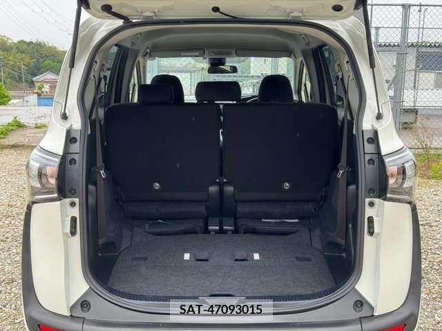 Toyota SIENTA 2019-02 374925-27