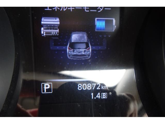 Nissan X-TRAIL 2015-08 9871-7