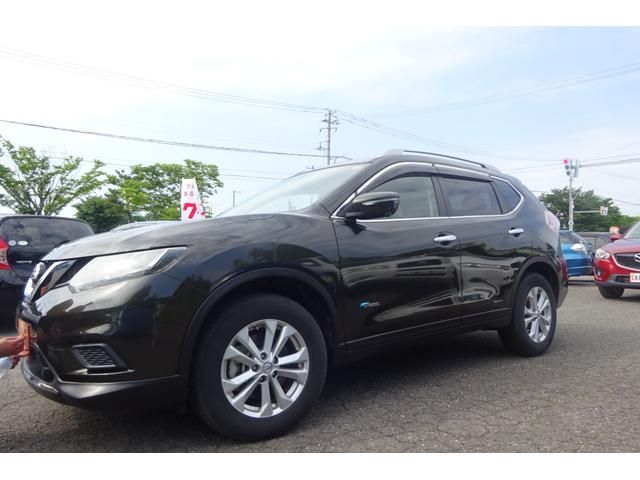 Nissan X-TRAIL 2015-08 9871-13