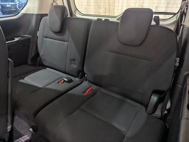 Nissan SERENA 2017-06 183717-22