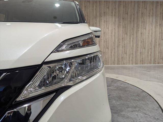 Nissan SERENA 2017-06 183717-8
