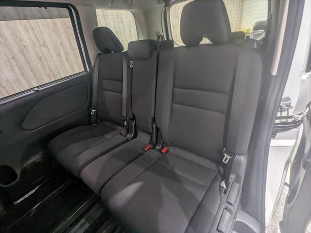 Nissan SERENA 2017-06 183717-21