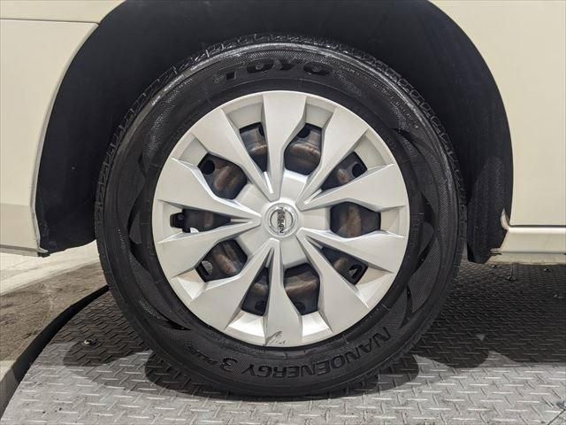 Nissan SERENA 2017-06 183717-14