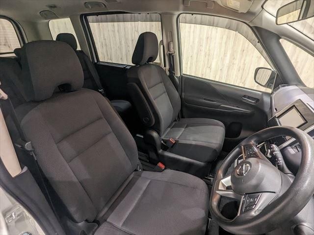 Nissan SERENA 2017-06 183717-17