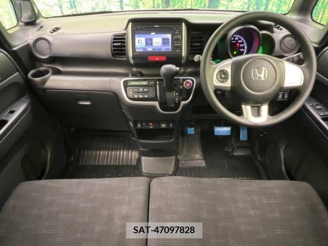 Honda N BOX 2016-11 306679-1