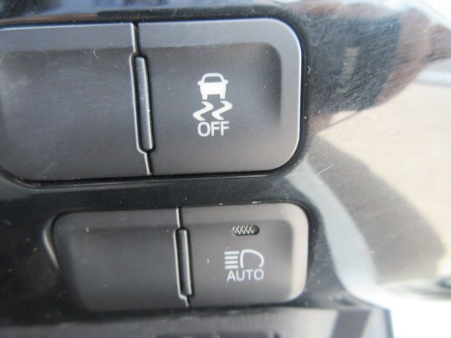 Toyota PRIUS 2017-01 13620-18