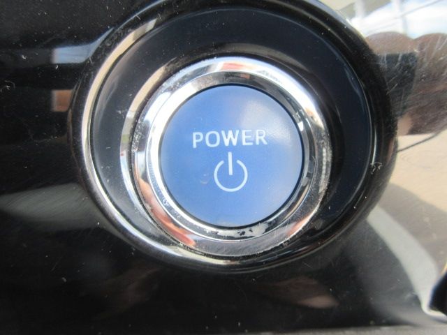 Toyota PRIUS 2017-01 13620-22