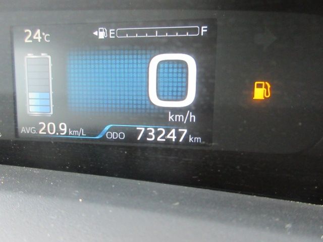 Toyota PRIUS 2017-01 13620-27