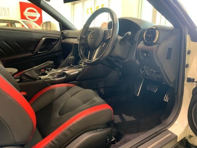 Nissan GT-R 2021-03 4096-18
