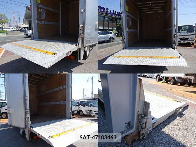 Toyota TOYOACE 2019-02 320438-12