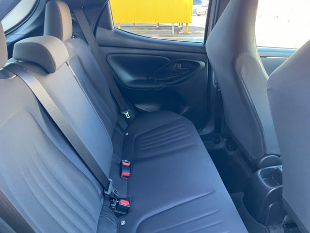 Toyota YARIS 2020-12 7836-6