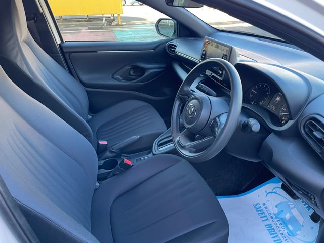Toyota YARIS 2020-12 7836-4