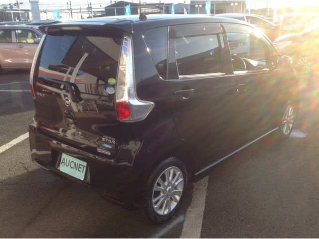 Nissan DAYZ 2015-05 16858-3
