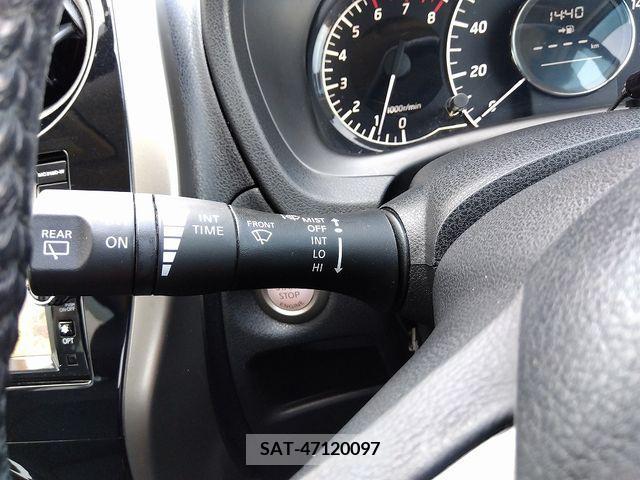 Nissan NOTE 2013-03 302312-21