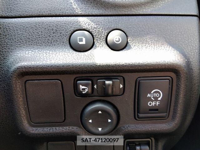 Nissan NOTE 2013-03 302312-10