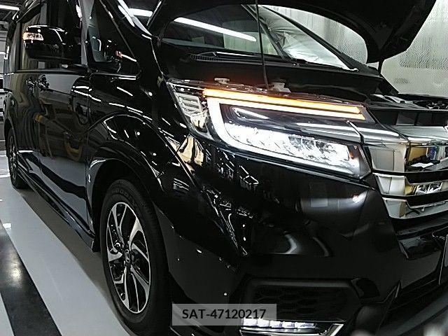 Honda e 2019-03 205162-26