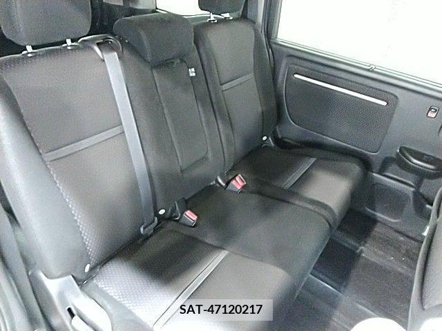 Honda e 2019-03 205162-11