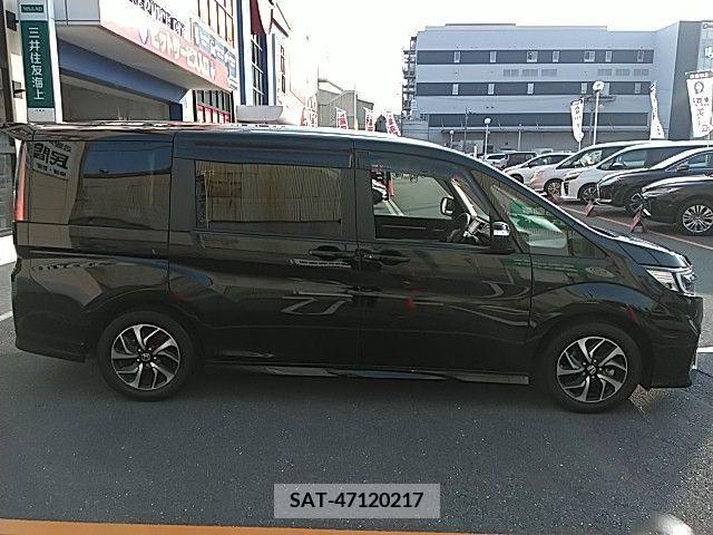 Honda e 2019-03 205162-16