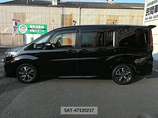 Honda e 2019-03 205162-15