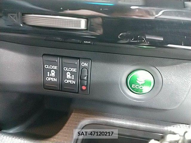 Honda e 2019-03 205162-21