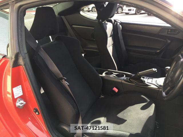 Toyota 86 2015-12 215402-10