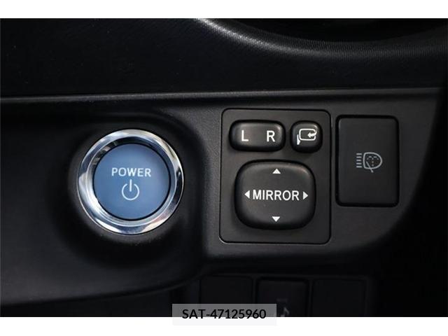 Toyota AQUA 2013-07 261690-8