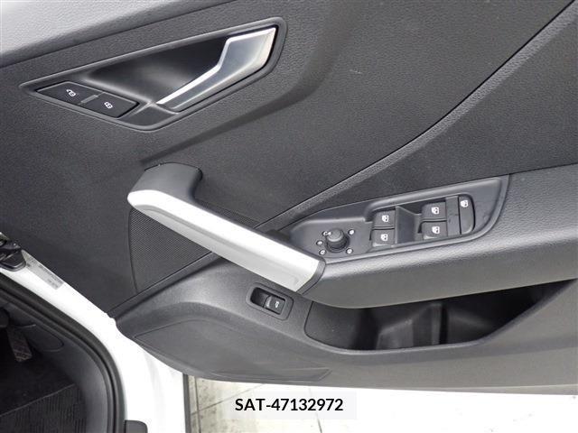 Audi Q2 2022-06 356556-18