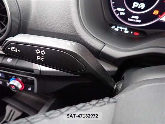 Audi Q2 2022-06 356556-24