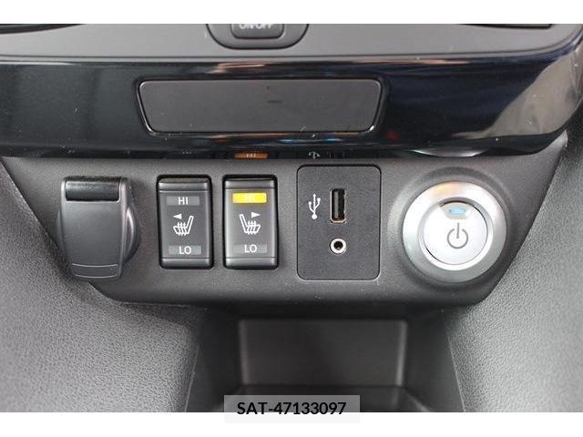 Nissan LEAF 2019-04 297876-16