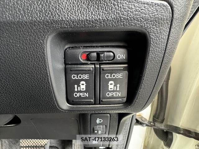 Honda N BOX 2013-07 228192-4