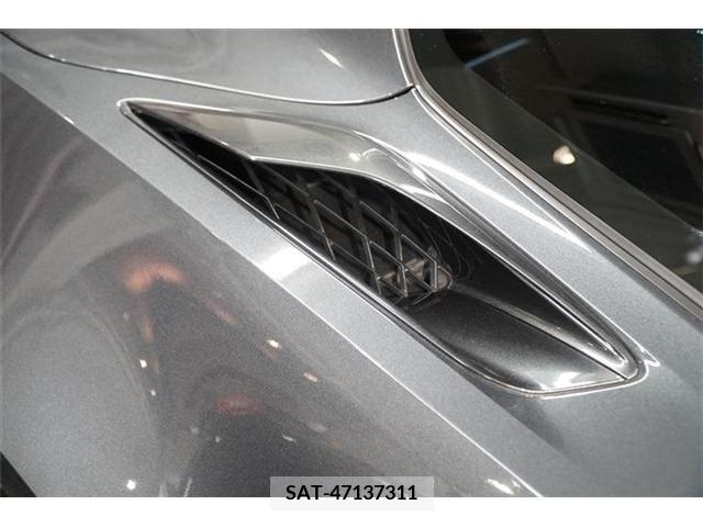 Chevrolet CORVETTE 2018-05 323081-19