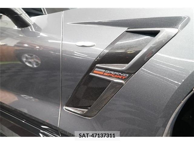 Chevrolet CORVETTE 2018-05 323081-18