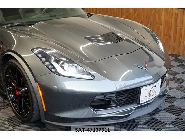 Chevrolet CORVETTE 2018-05 323081-11