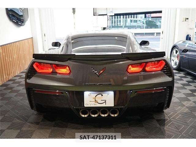 Chevrolet CORVETTE 2018-05 323081-24