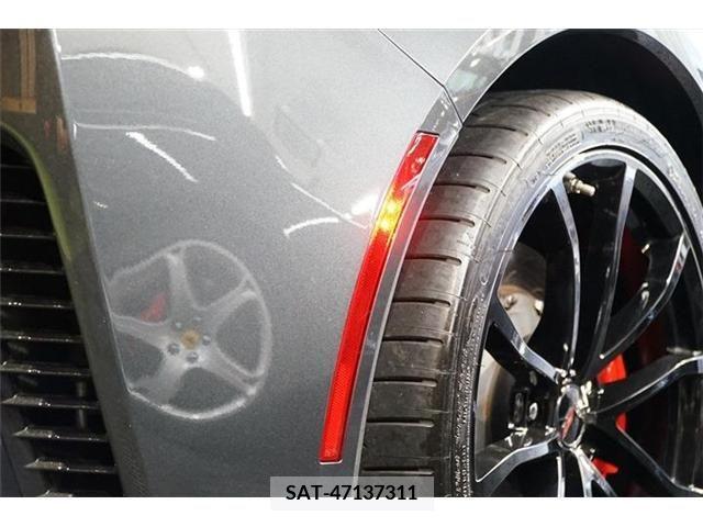 Chevrolet CORVETTE 2018-05 323081-20