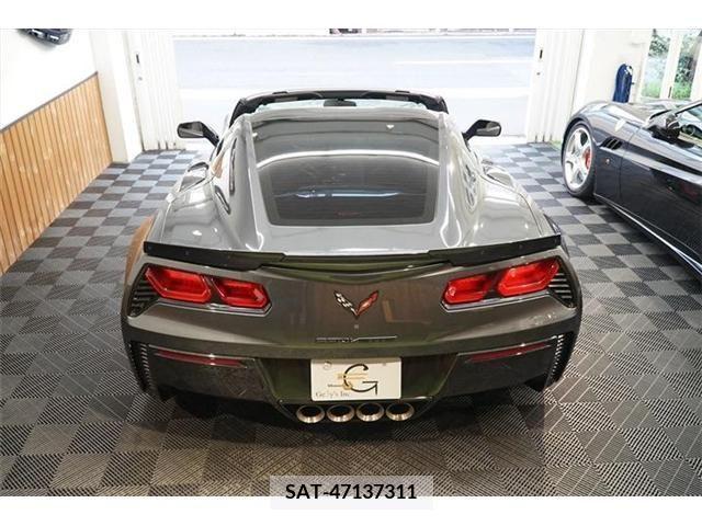 Chevrolet CORVETTE 2018-05 323081-7