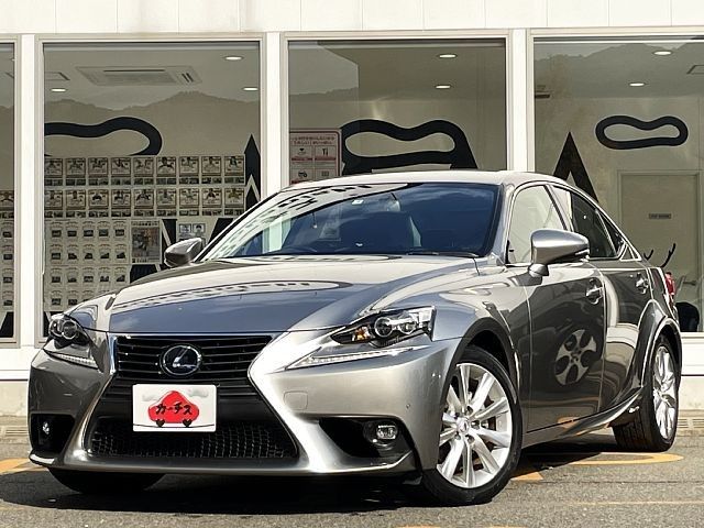 Lexus IS 2015-06 191801-0