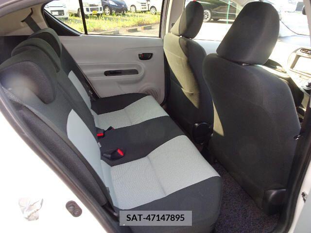 Toyota AQUA 2012-03 313923-13
