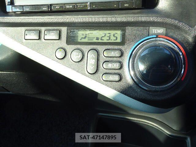 Toyota AQUA 2012-03 313923-11