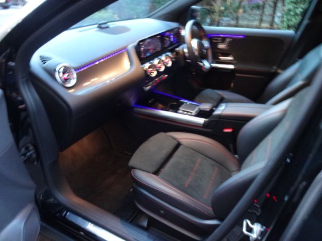 Mercedes Benz GLA-CLASS 2020-10 18414-12