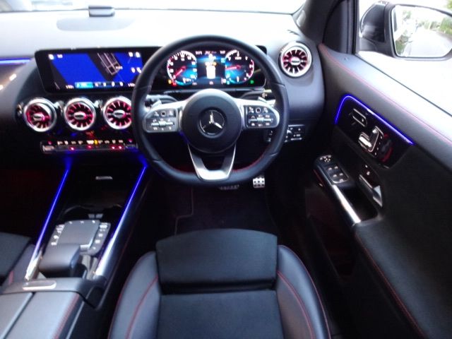 Mercedes Benz GLA-CLASS 2020-10 18414-1