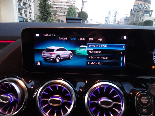 Mercedes Benz GLA-CLASS 2020-10 18414-27