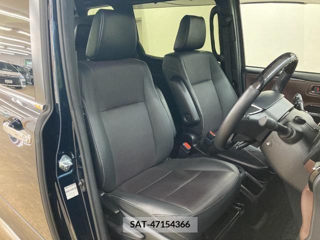 Toyota ESQUIRE 2021-05 359772-9