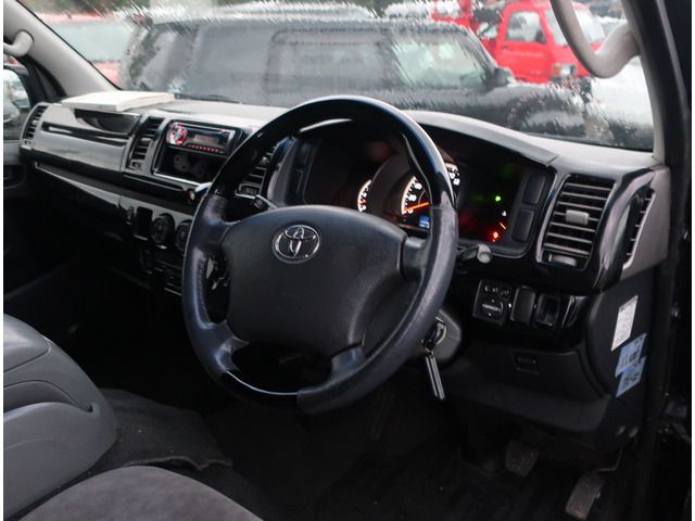 Toyota HIACE VAN 2005-11 24015-16