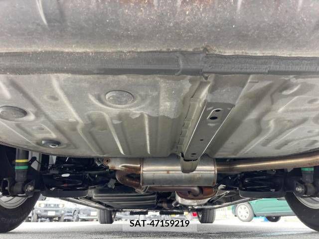 Toyota VOXY 2017-02 321515-9