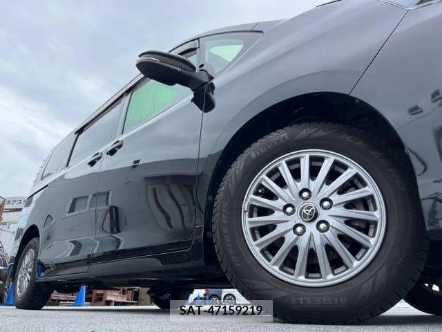 Toyota VOXY 2017-02 321515-16